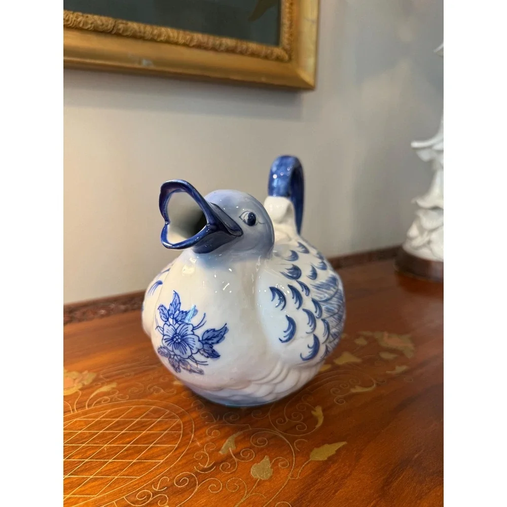 Vintage Blue & White Duck Teapot‎ | Bombay Company Chinoiserie